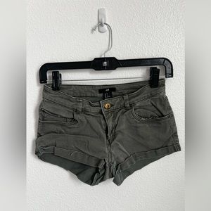 Grey shorts